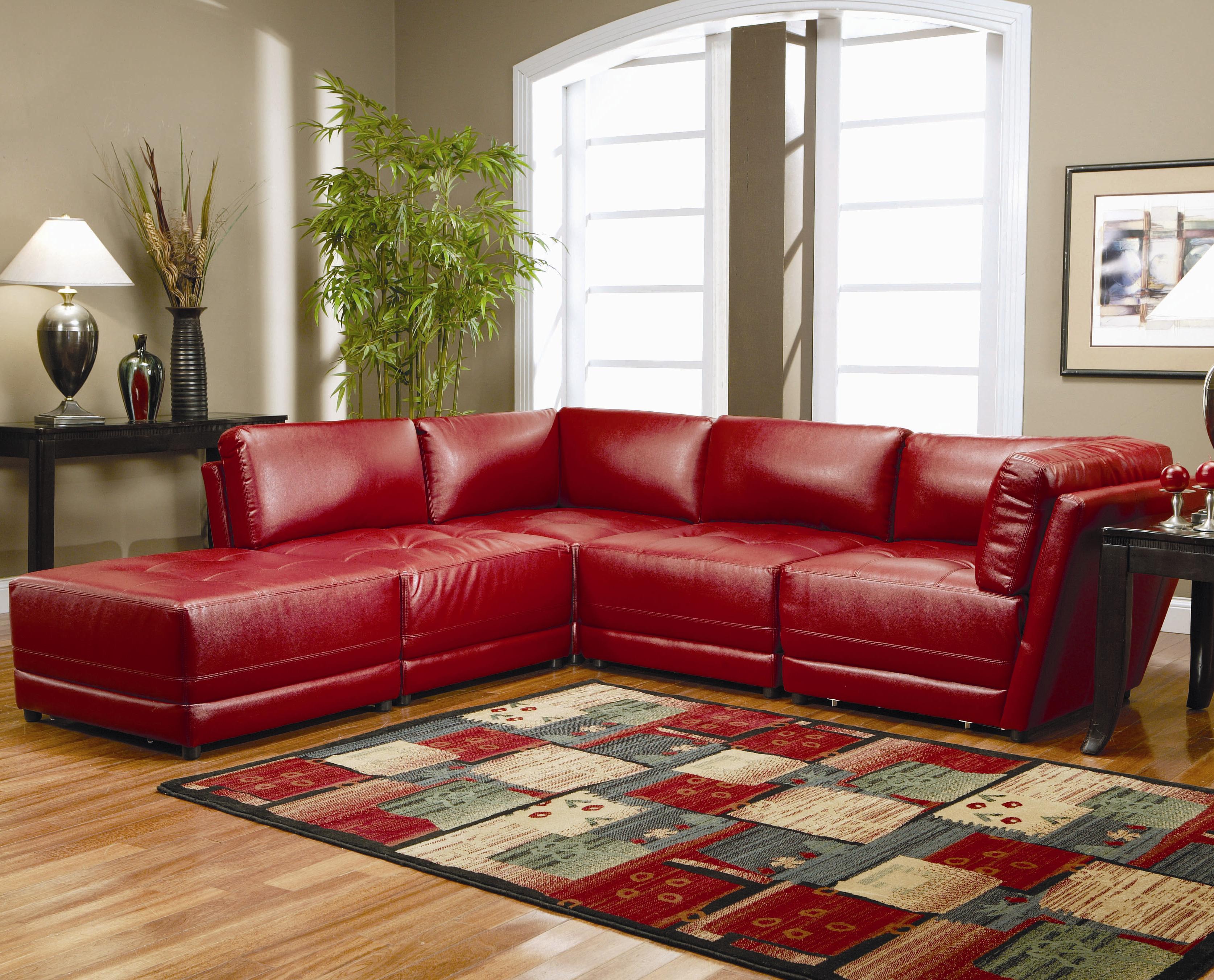 Red Painted Living Room And Cozy Furniture