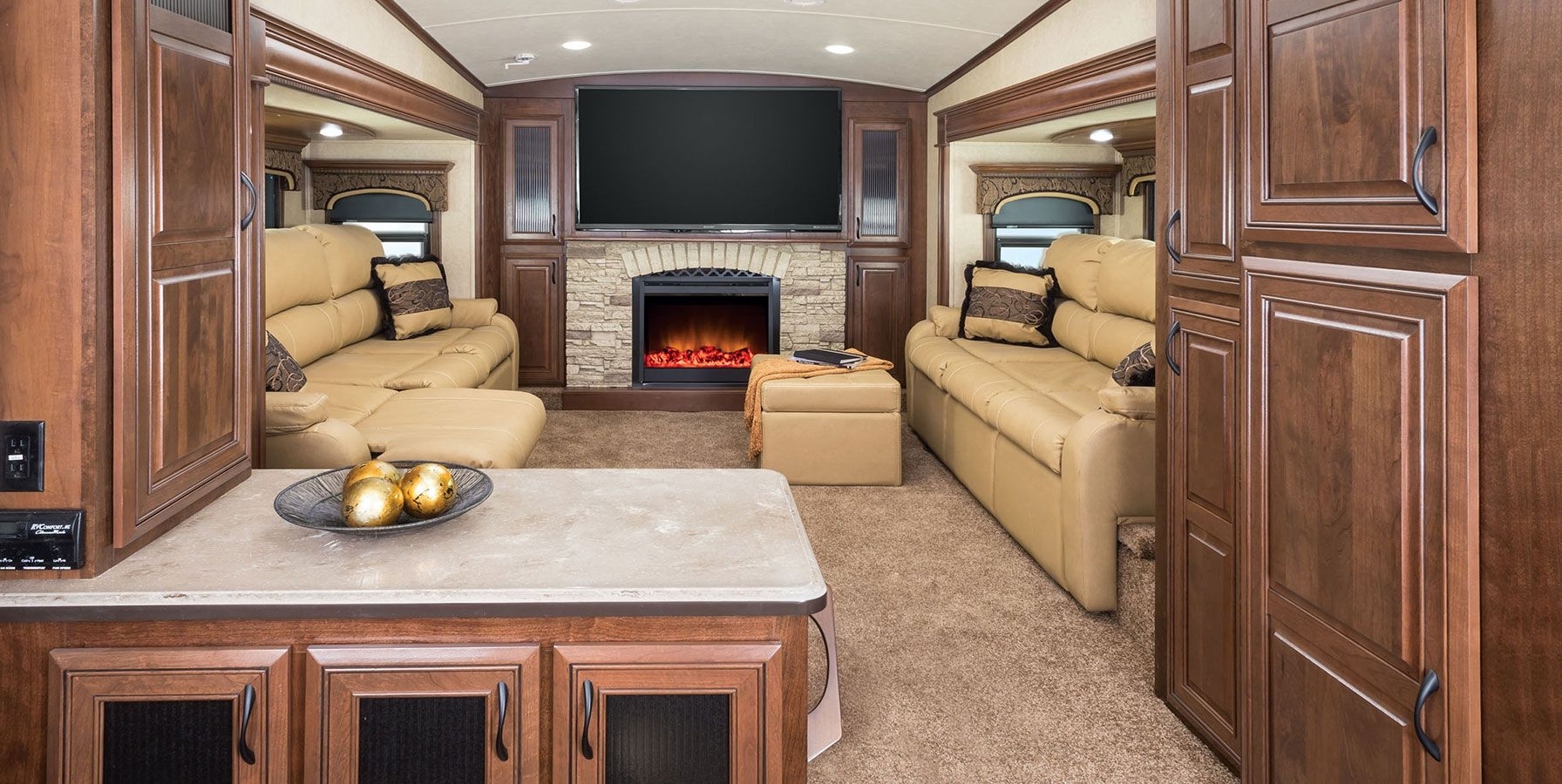 Fifth Wheel With Living Room In Front