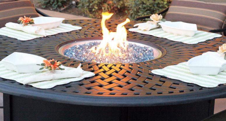 round-propnae-fire-pit-table-for-outdoor-modern-fire-pit-set-in-patio-1-775x416.jpg