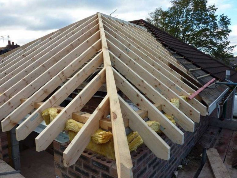 How to Build a Secure Roof Design Construction for Houses